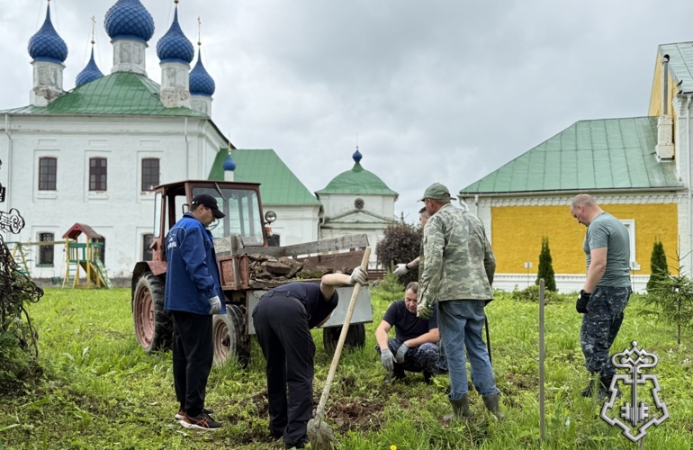 В Ярославле сотрудники Росгвардии посетили духовного наставника