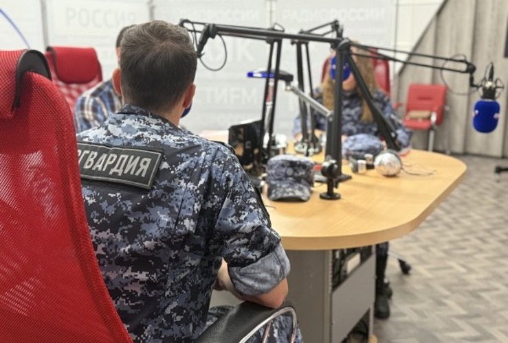 Сотрудники вневедомственной охраны стали гостями студии «Радио России-Ярославль»