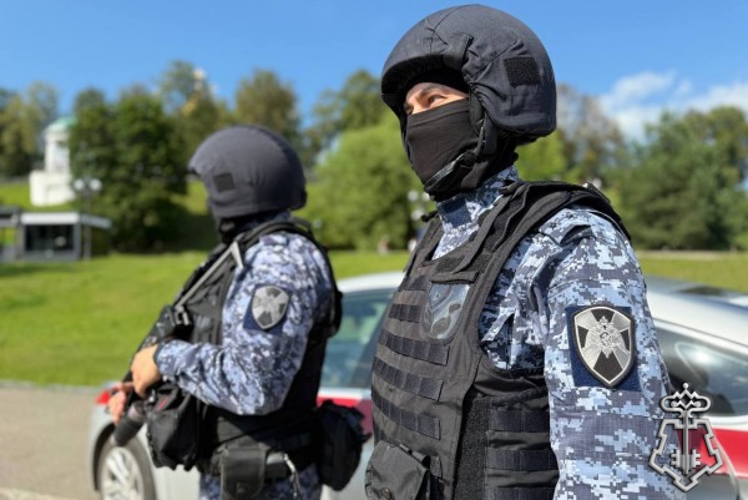 Ярославские росгвардейцы за прошедшую неделю совершили более 300 выездов по сигналам «тревога»
