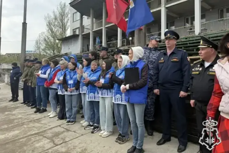 В Ярославле сотрудники Росгвардии приняли участие в военно-патриотическом мероприятии 