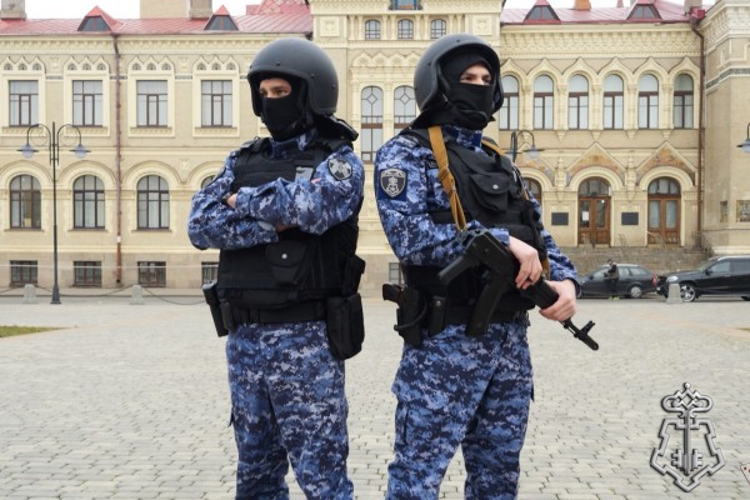 В Ярославской области росгвардейцы пресекли противоправные действия мужчины 